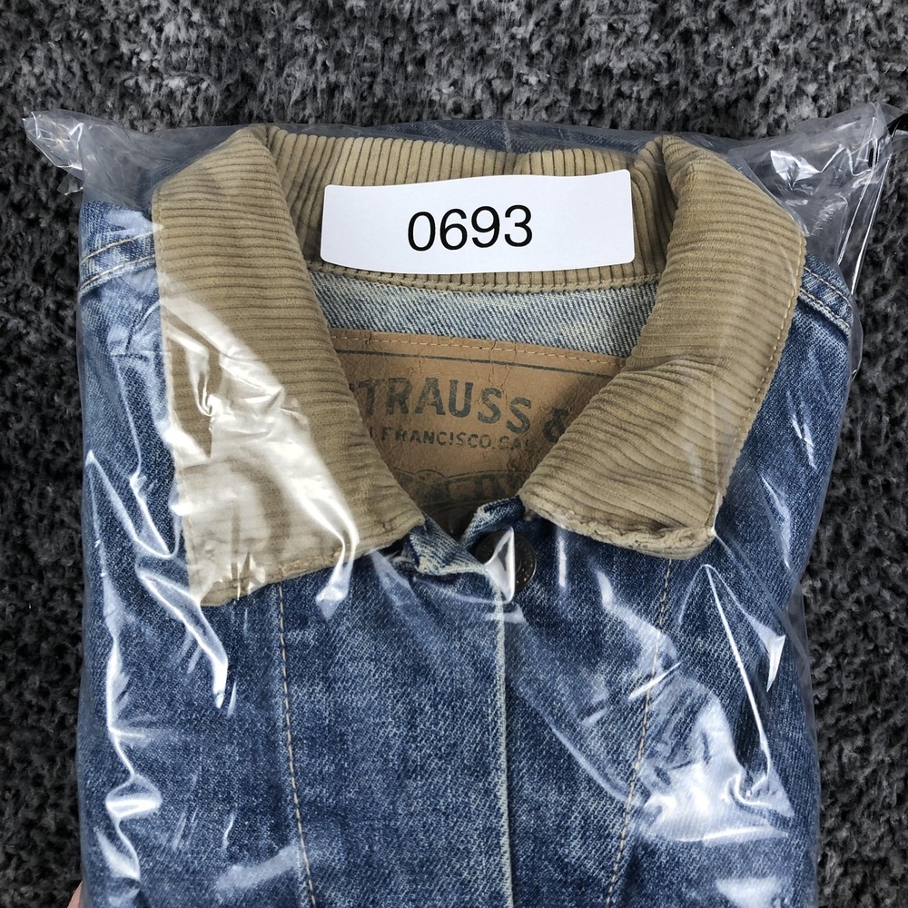 Vintage Levis Coat Womens Medium Blue‎ Denim Corduroy Collar Long Western USA - Picture 10 of 10